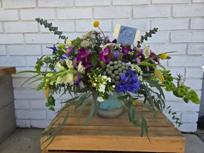 Wildflower Luxe Centerpiece | Premium Seasonal Arrangement by La Fiorella Floral Design