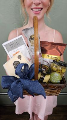 Charcuterie & Co. Gift Basket - WFS0753 – photo 4