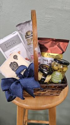 Charcuterie & Co. Gift Basket - WFS0753